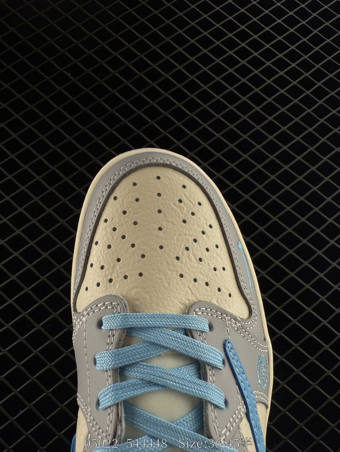 Travis Scott x Air Jordan 1 ” Reverse Mocha “